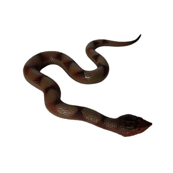 Realistic Fake Snakes Toy, 2 pcs Soft Rubber Fake snakes Garden Snake Props - Picture 8 of 14